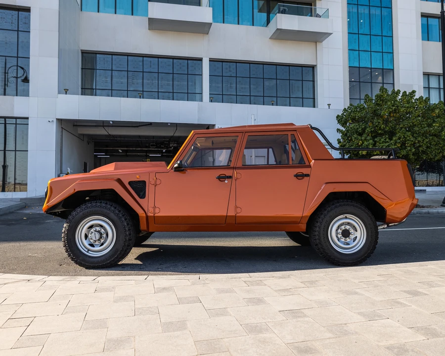 1989 Lamborghini LM002 - Image 7 of 31