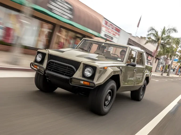 1989 Lamborghini LM002 - Image 10 of 31