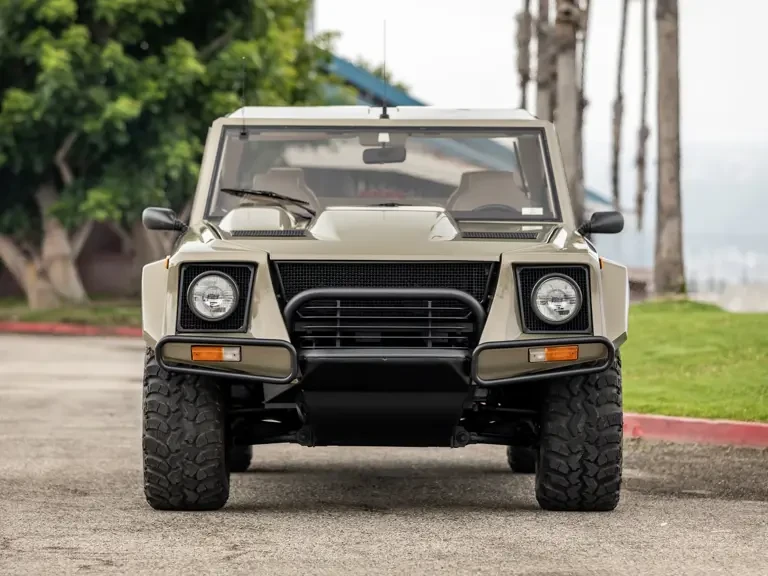 1989 Lamborghini LM002 - Image 9 of 31