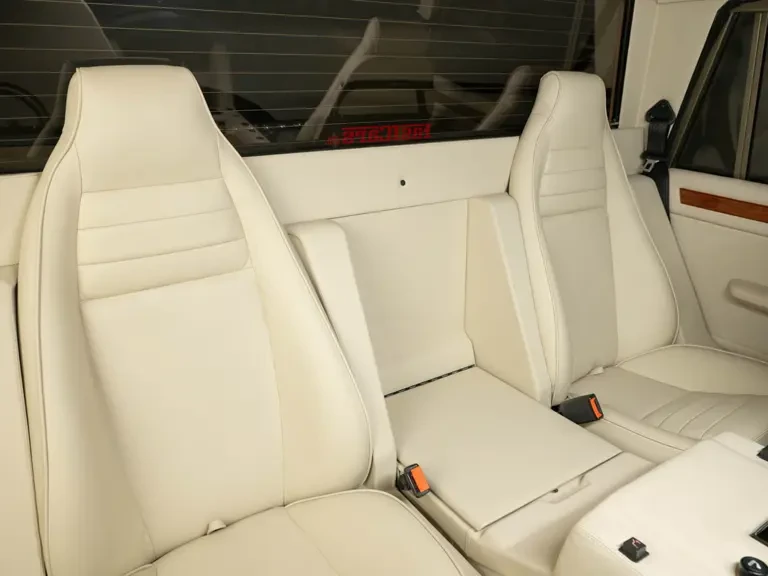 1989 Lamborghini LM002 - Image 18 of 31