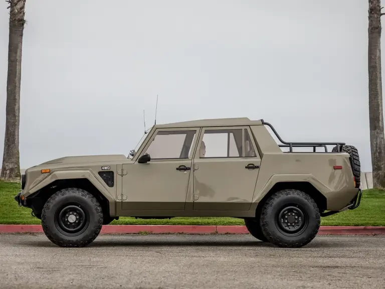 1989 Lamborghini LM002 - Image 6 of 31
