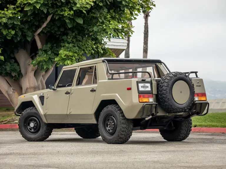 1989 Lamborghini LM002 - Image 3 of 31