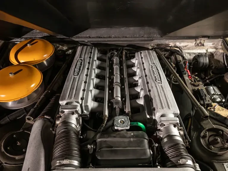 1989 Lamborghini LM002 - Image 4 of 31