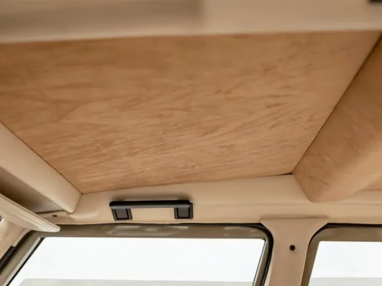 1989 Lamborghini LM002 - Image 18 of 31