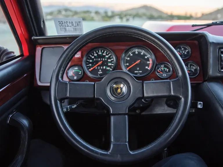 1989 Lamborghini LM002 - Image 10 of 17
