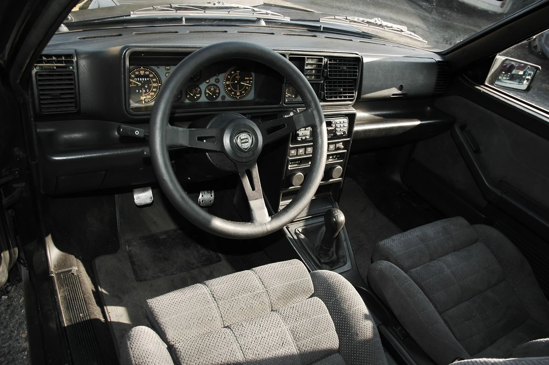 1989 Lancia Delta 1st Gen - Image 3 of 5