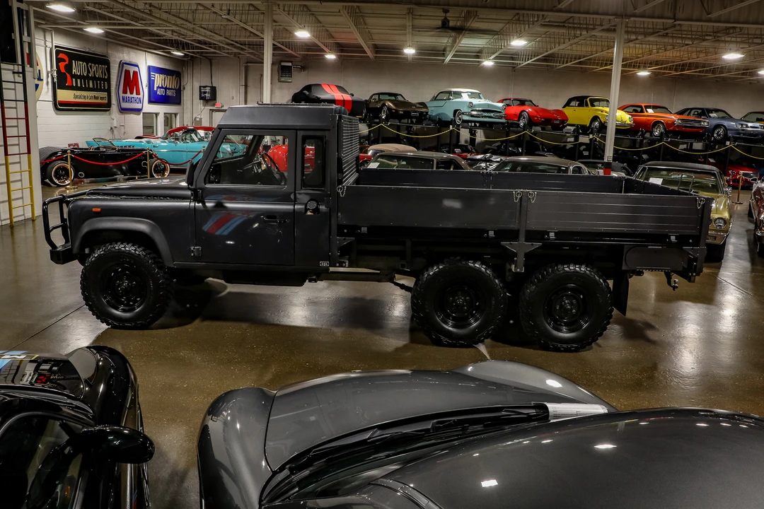 1989 Land Rover Defender 110 - Image 10 of 31