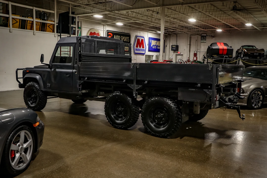 1989 Land Rover Defender 110 - Image 11 of 31