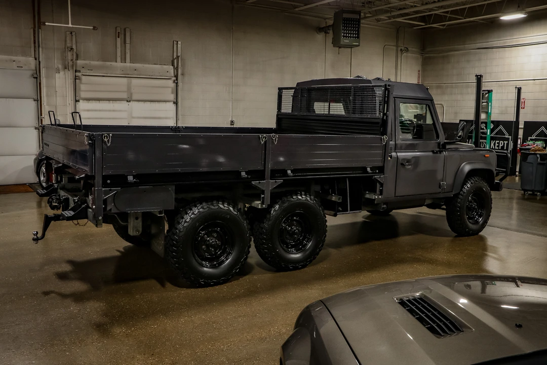1989 Land Rover Defender 110 - Image 14 of 31
