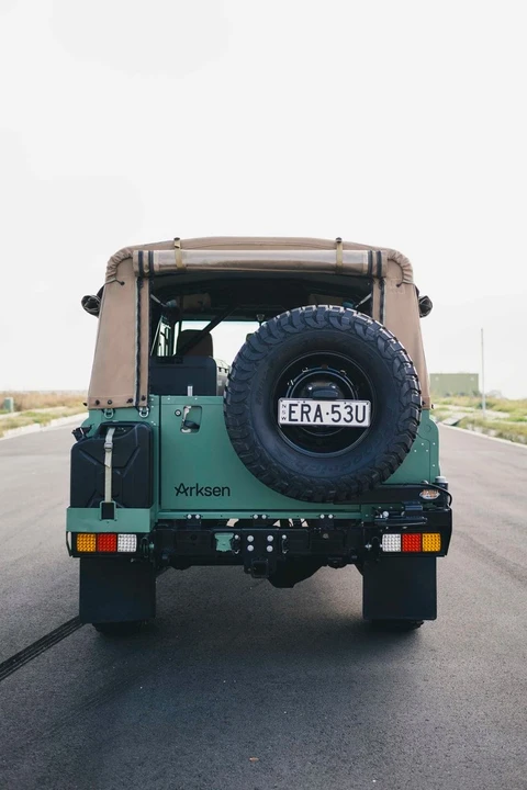 1989 Land Rover Defender 110 - Image 10 of 30
