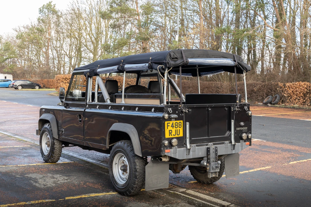 1989 Land Rover Defender 110 - Image 8 of 31
