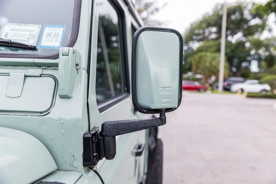 1989 Land Rover Defender 110 - Image 16 of 31