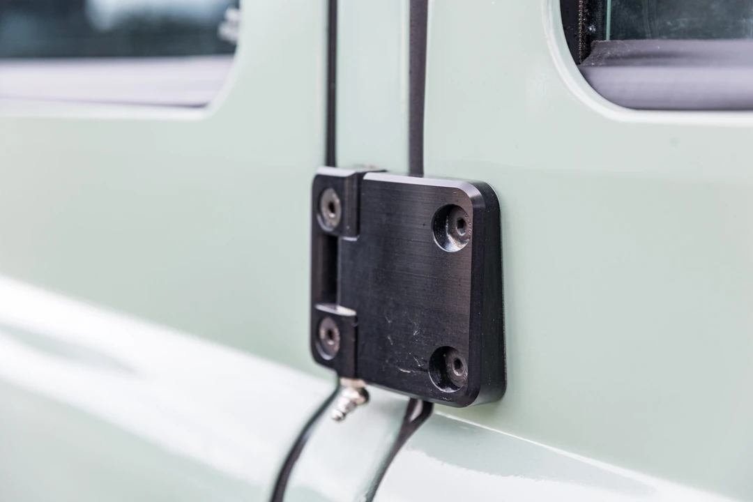1989 Land Rover Defender 110 - Image 26 of 31