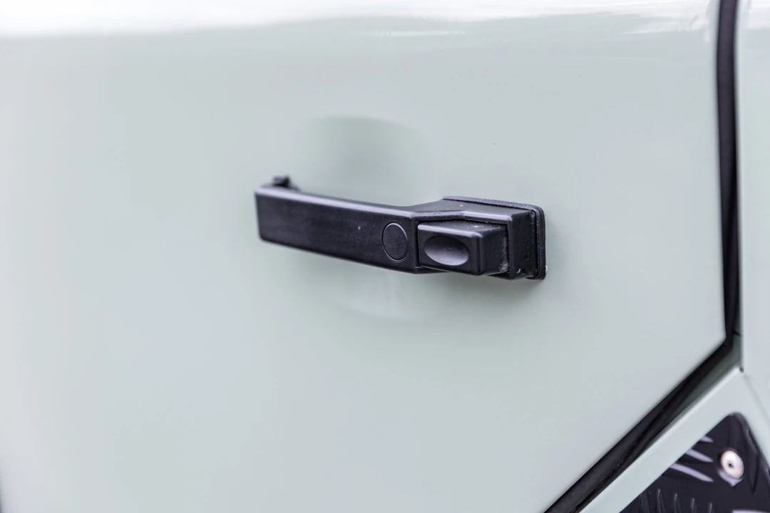 1989 Land Rover Defender 110 - Image 24 of 31