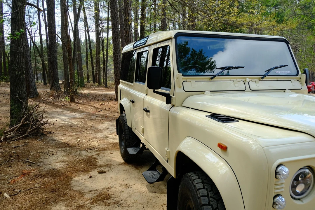 1989 Land Rover Defender 110 - Image 28 of 31