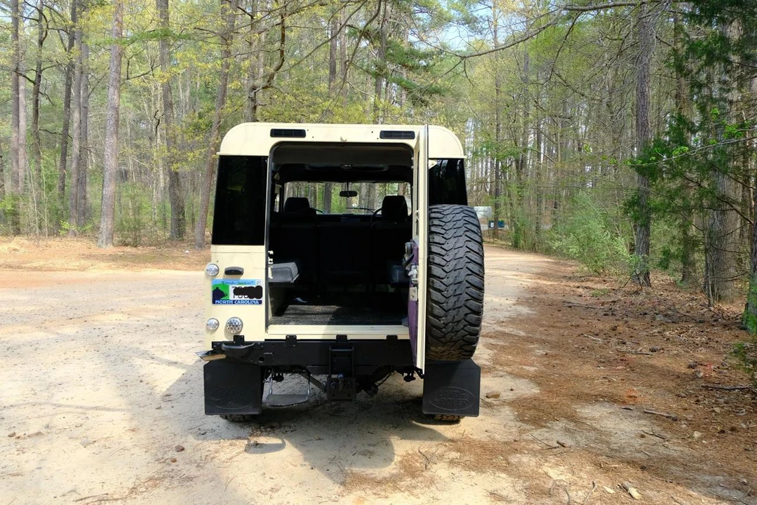 1989 Land Rover Defender 110 - Image 13 of 31