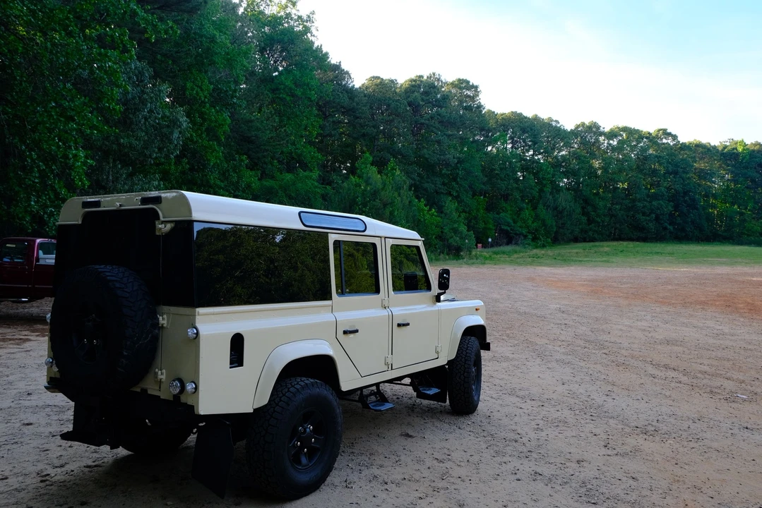 1989 Land Rover Defender 110 - Image 12 of 31