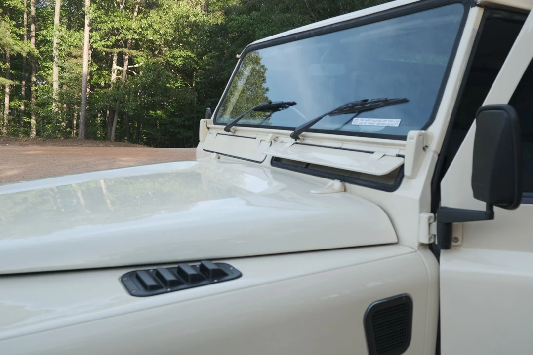 1989 Land Rover Defender 110 - Image 25 of 31