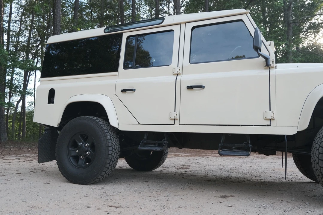 1989 Land Rover Defender 110 - Image 20 of 31