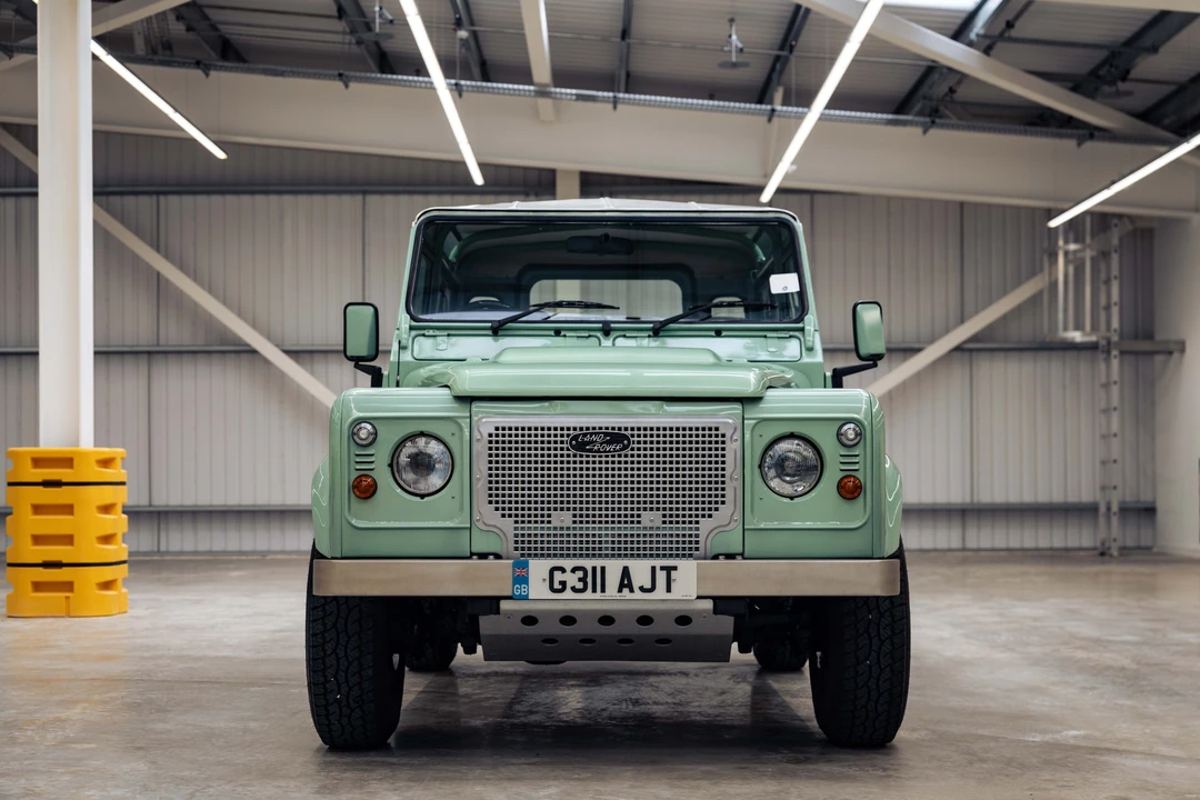1992 Land Rover Defender 90 - Image 10 of 31