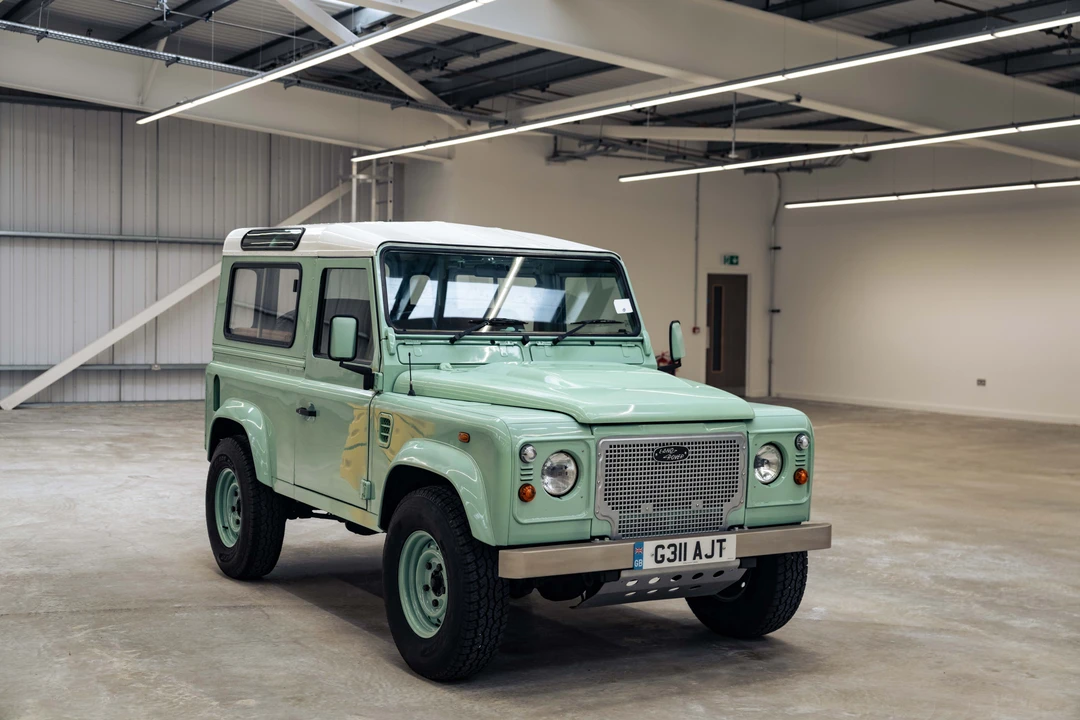 1992 Land Rover Defender 90 - Image 11 of 31