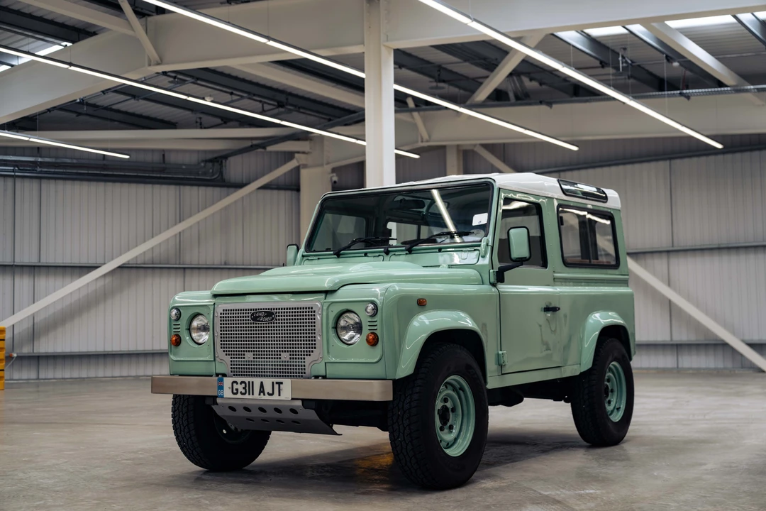 1992 Land Rover Defender 90 - Image 17 of 31