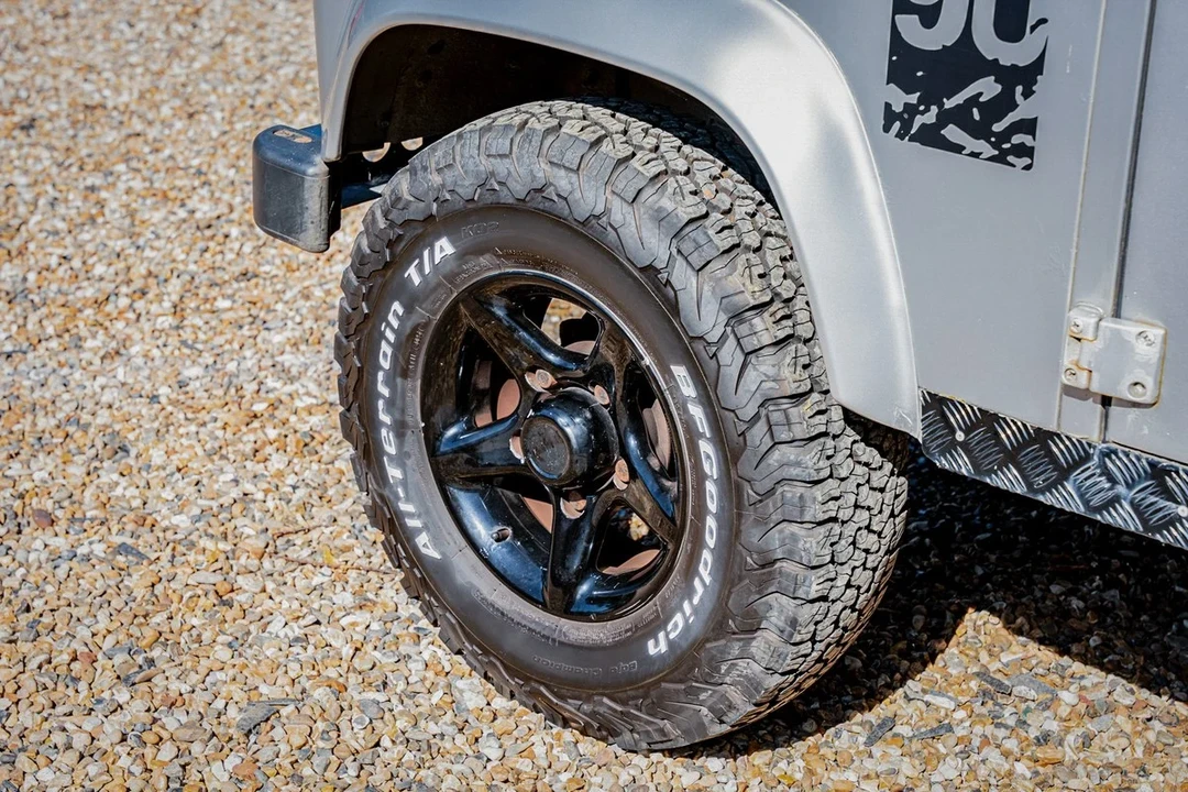 1989 Land Rover Defender 90 - Image 11 of 30