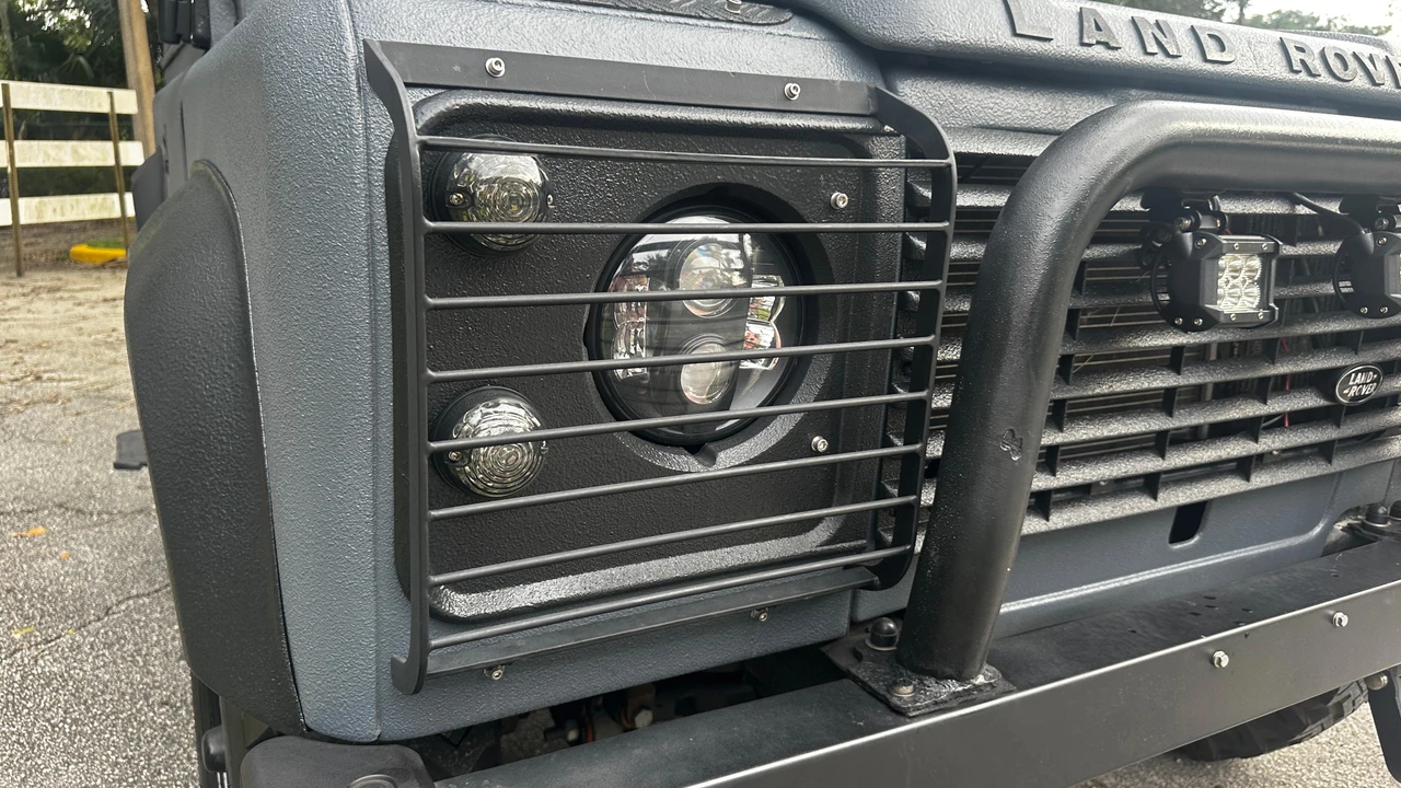 1989 Land Rover Defender 90 - Image 24 of 31