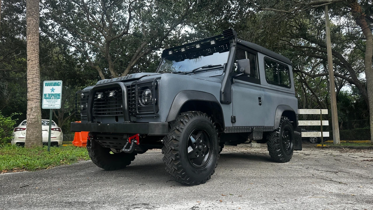 1989 Land Rover Defender 90 - Image 7 of 31