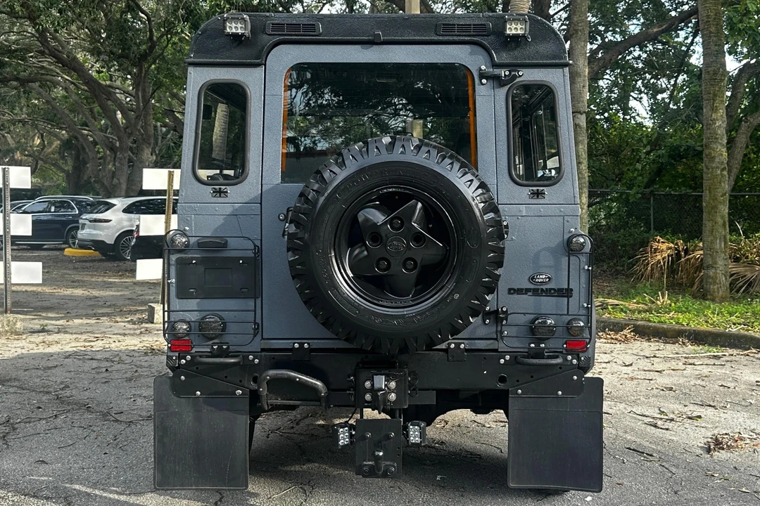 1989 Land Rover Defender 90 - Image 5 of 31