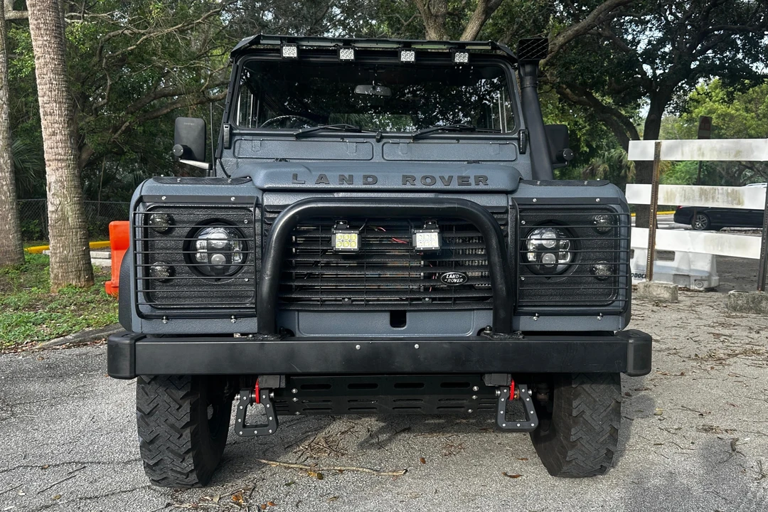 1989 Land Rover Defender 90 - Image 2 of 31