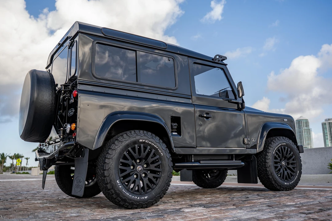 1989 Land Rover Defender 90 - Image 11 of 31