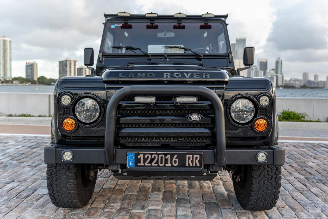 1989 Land Rover Defender 90 - Image 2 of 31