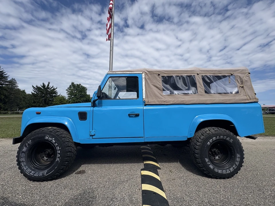 1989 Land Rover Defender - Image 2 of 31