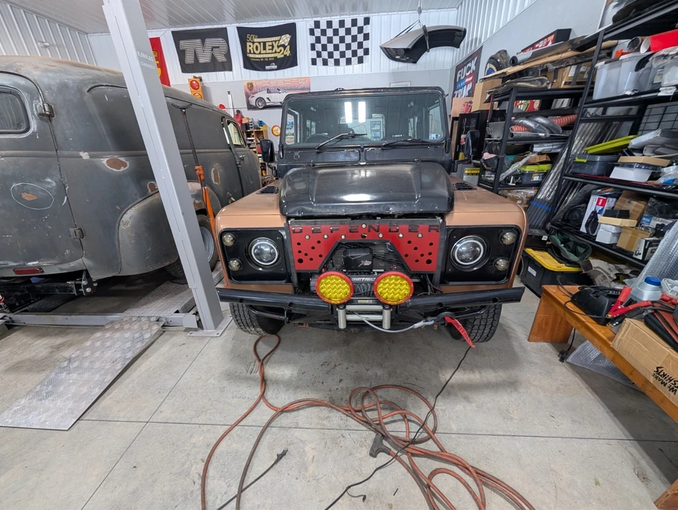 1989 Land Rover Defender - Image 2 of 19