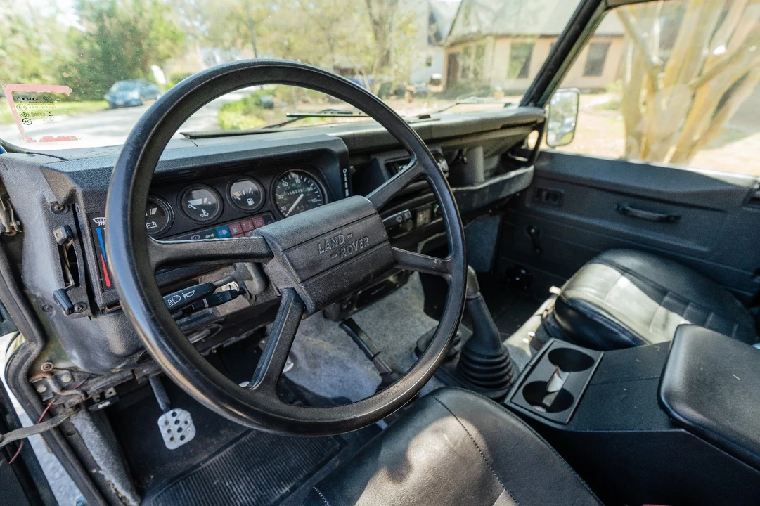 1989 Land Rover Defender 90 - Image 6 of 21