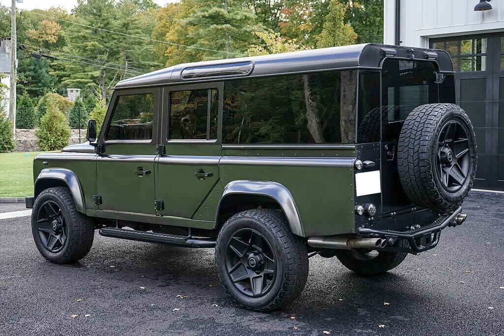 1989 Land Rover Defender 110 - Image 8 of 12