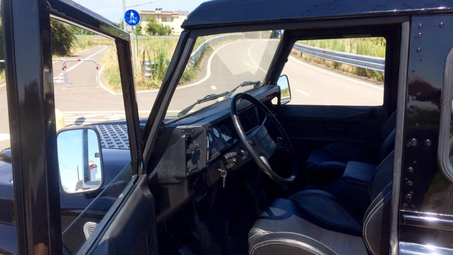 1989 Land Rover Defender 110 - Image 4 of 9