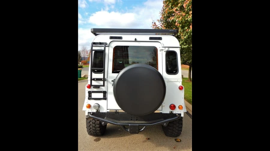 1989 Land Rover Defender 110 - Image 8 of 10