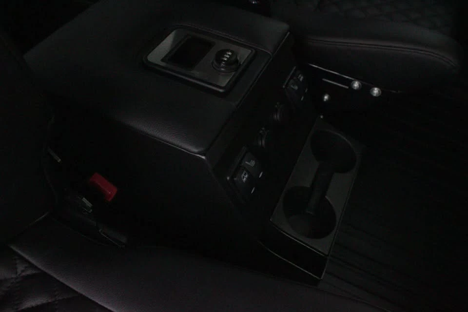 1989 Land Rover Defender 110 - Image 18 of 20