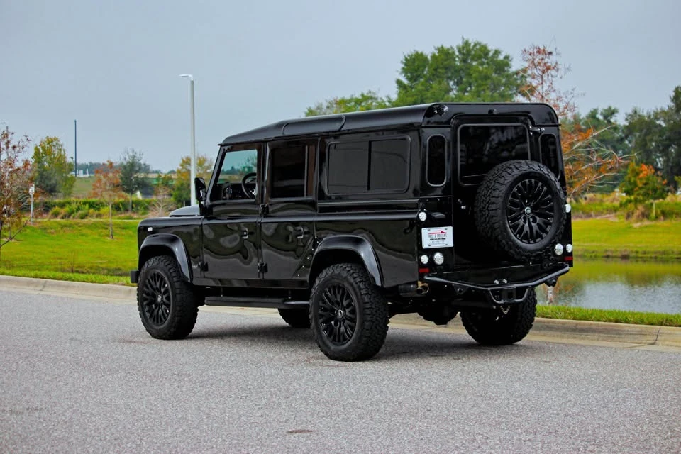 1989 Land Rover Defender 110 - Image 3 of 20