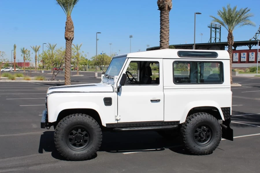 1989 Land Rover Defender 90 - Image 2 of 10