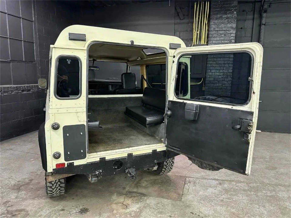 1989 Land Rover Defender - Image 9 of 10