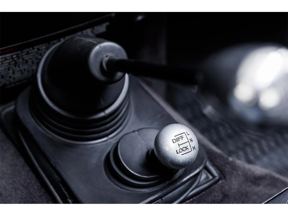 1989 Land Rover Defender - Image 15 of 31