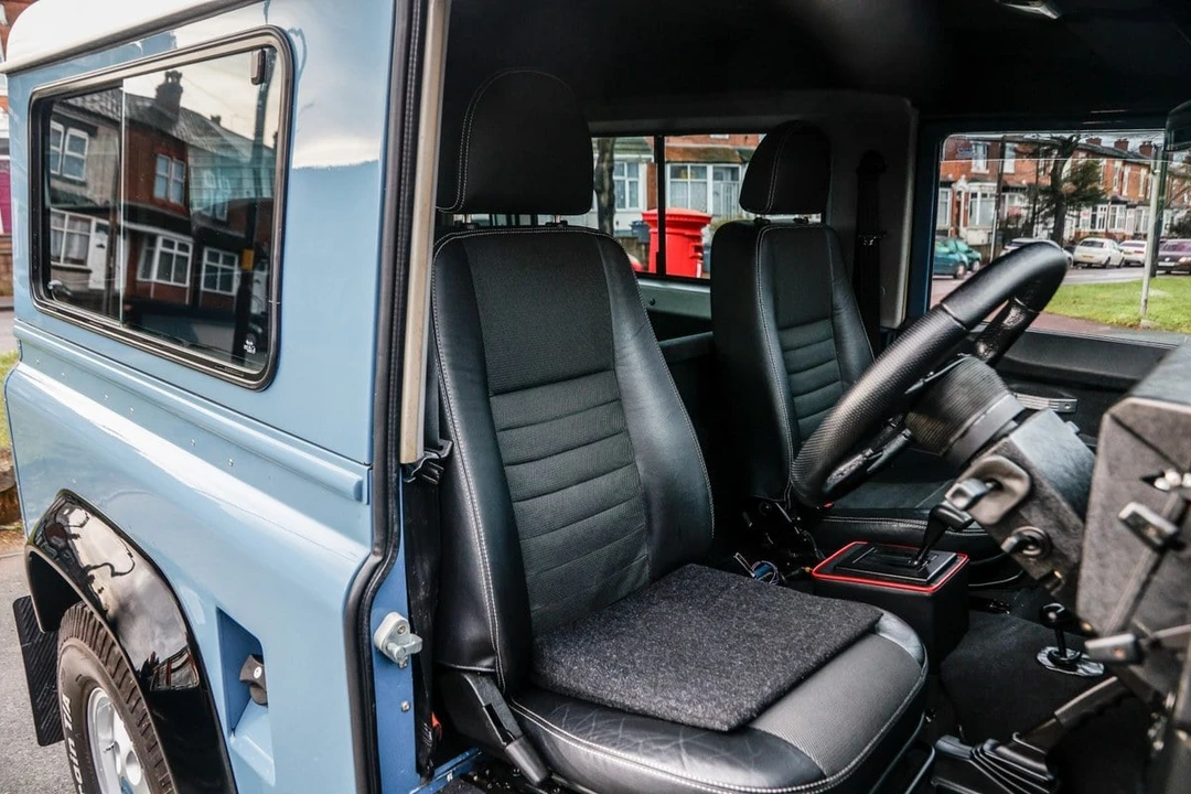 1989 Land Rover Defender 90 - Image 17 of 31