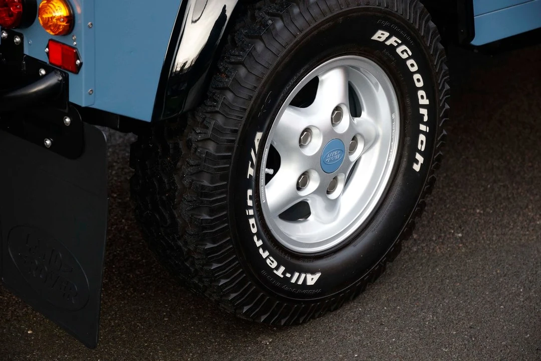 1989 Land Rover Defender 90 - Image 10 of 31