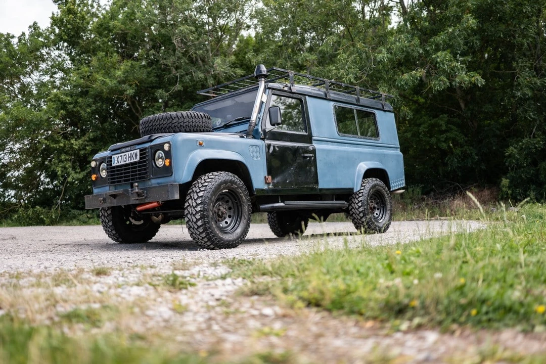 1989 Land Rover Defender 110 - Image 4 of 31