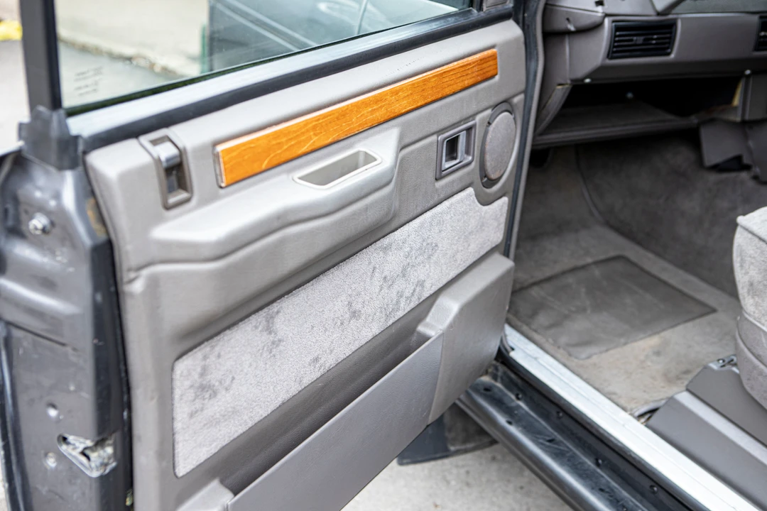 1989 Land Rover Range Rover Classic - Image 8 of 10
