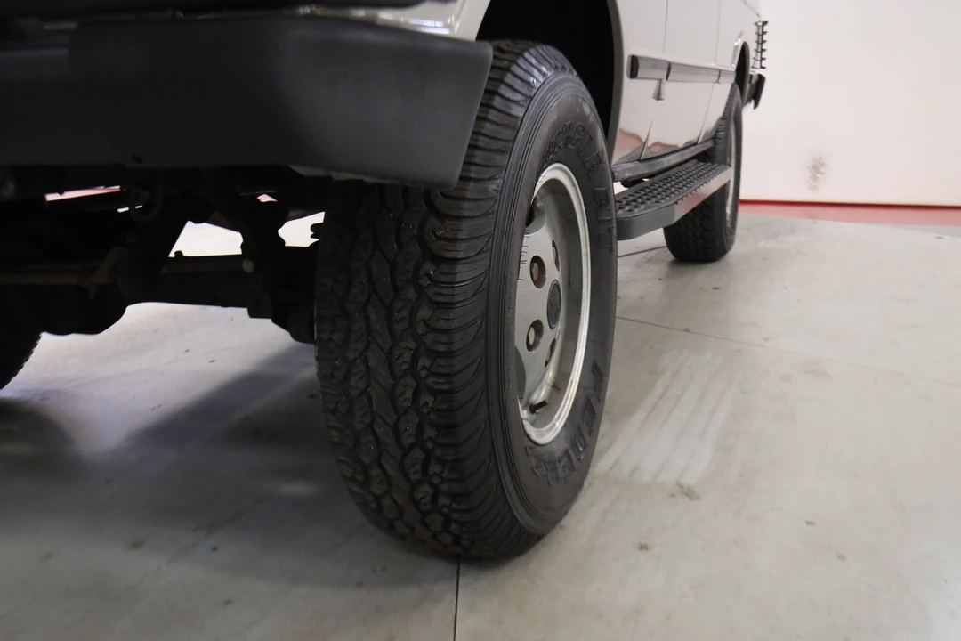 1989 Land Rover Range Rover Classic - Image 11 of 12