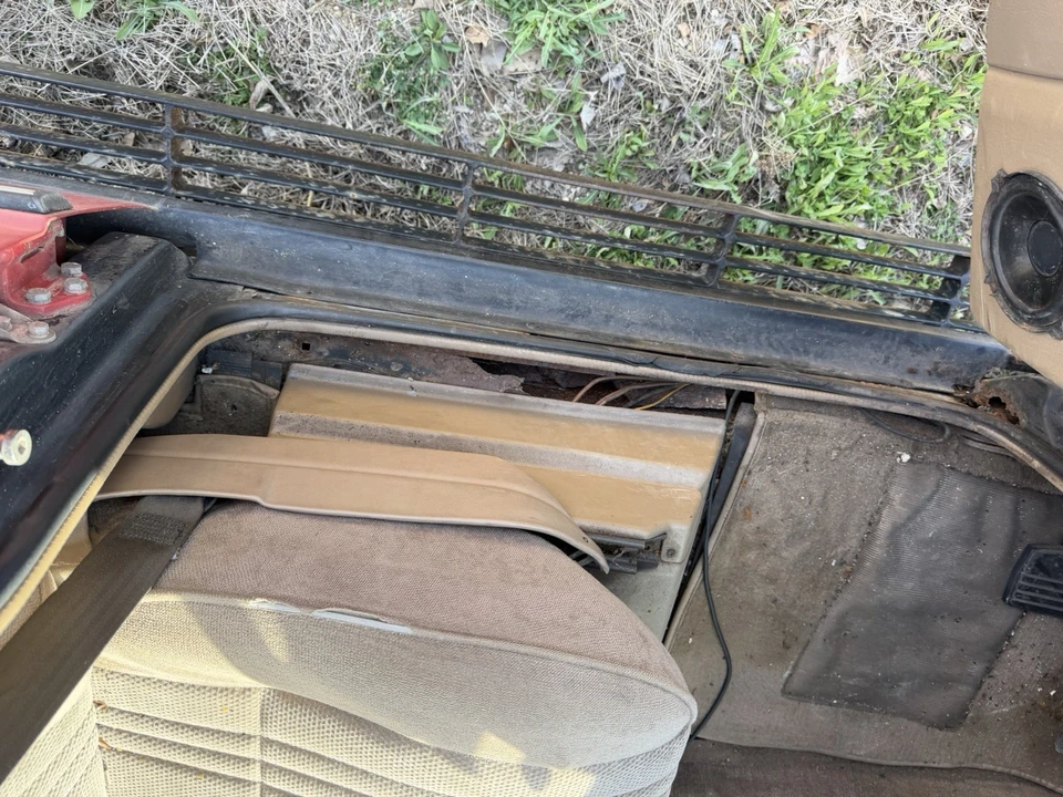 1989 Land Rover Range Rover Classic - Image 13 of 15